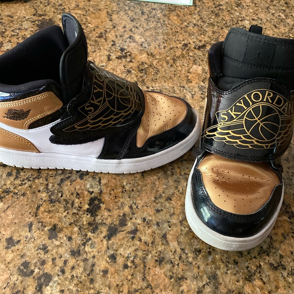 Jordan Sky 1